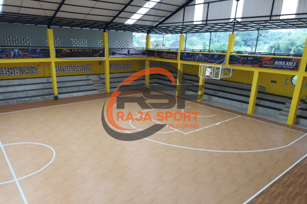 Pemasangan Vinyl Basket di GOR Pemuda Palembang – Solusi Lapangan Profesional & Tahan Lama